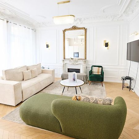 Champs Elysees!Montaigne, New Luxurious 6Pers Flat Париж Экстерьер фото
